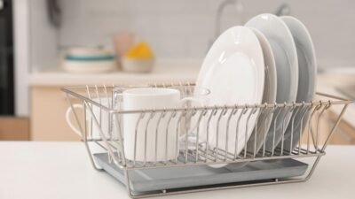 Escorredor de Pratos: Encima da pia ou na parede?