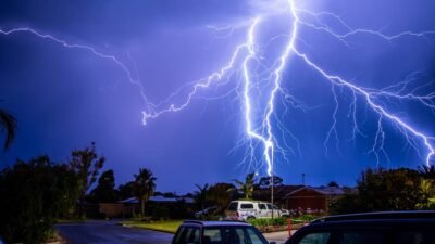 Qual a Chance de ser Atingido por um Raio? Como se Proteger