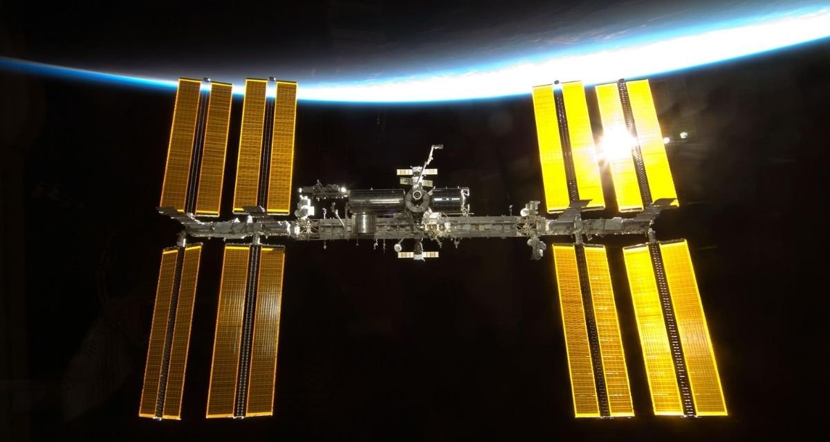 Como São os Dias na Estação Espacial Internacional há 25 Anos