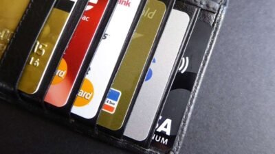 Vale a Pena Possuir Múltiplos Cartões de Crédito?