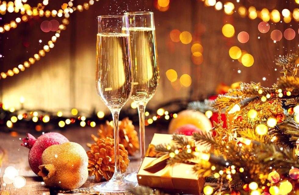 Estratégias sobre como planejar o Réveillon com pouco dinheiro